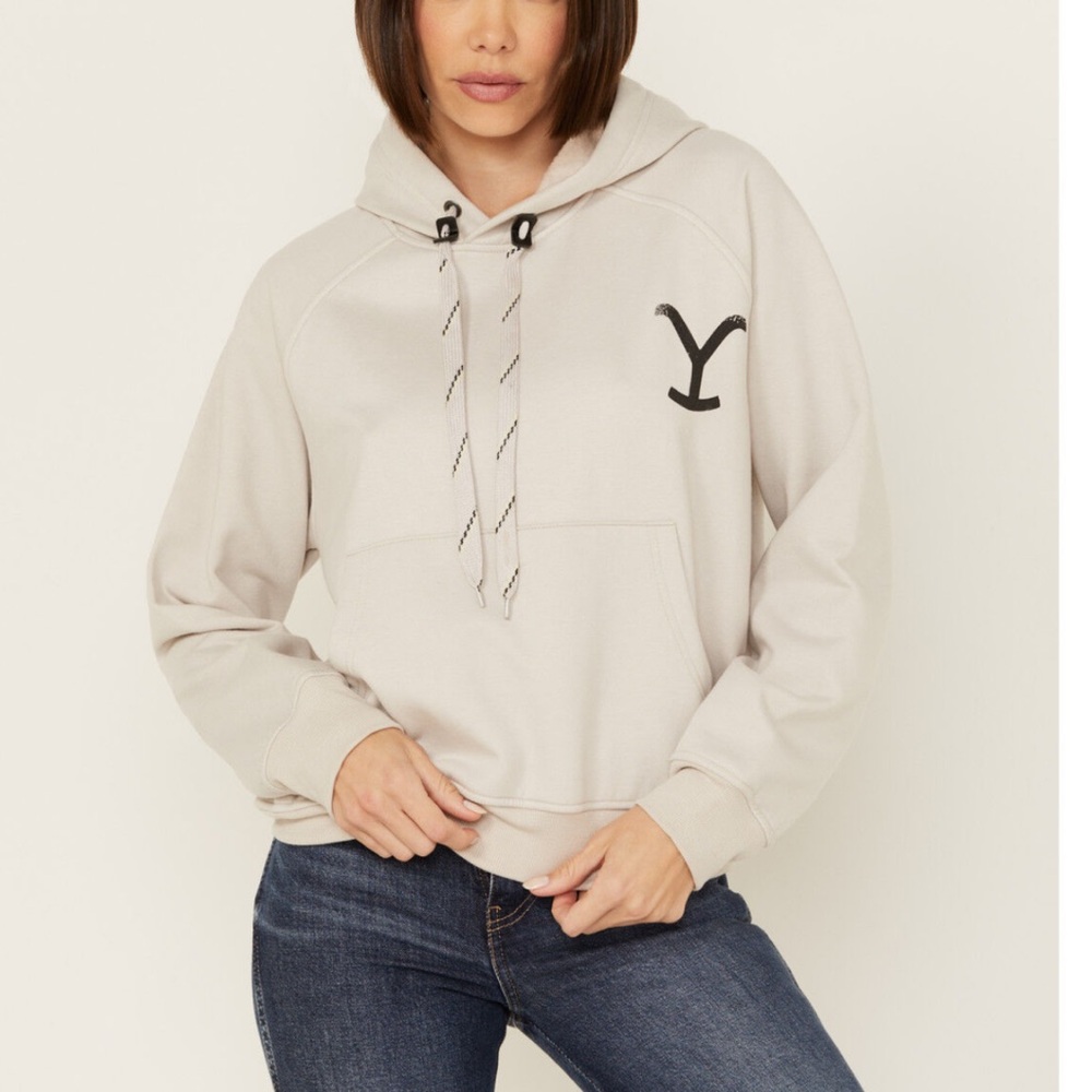 Yellowstone Beth Dutton hoodie sweatshirt graphics on front and back size L